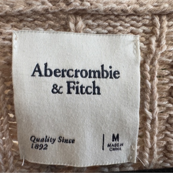 Abercrombie & Fitch Women's Tan Cable Knit Cardigan - Picture 4 of 4